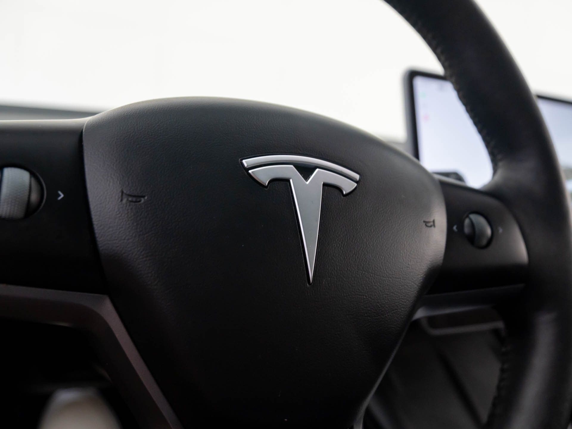 2022 Tesla Model 3 Long Range photo 19