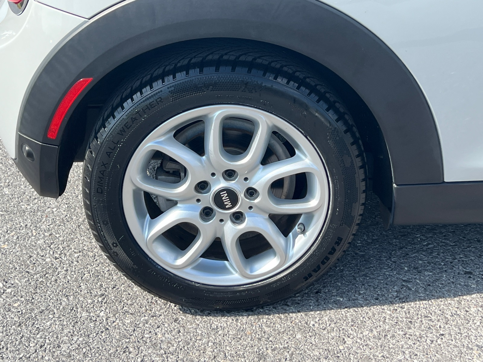 2021 Mini Cooper 2 Door Hardtop Oxford Edition photo 9