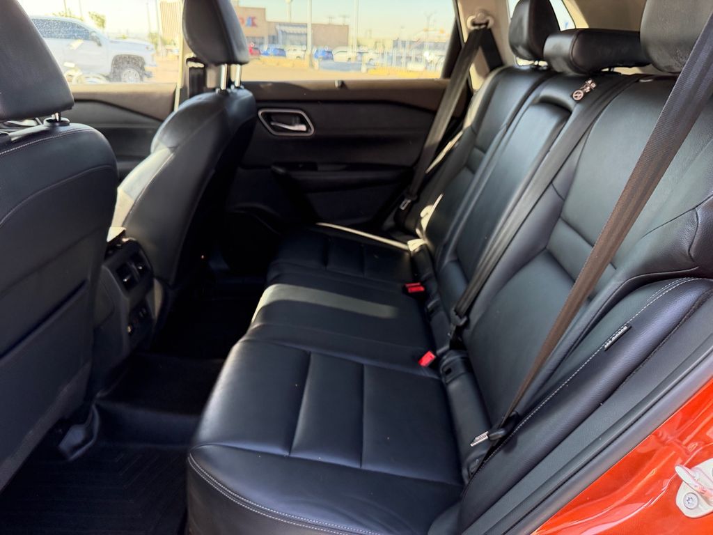 2021 Nissan Rogue SL photo 19