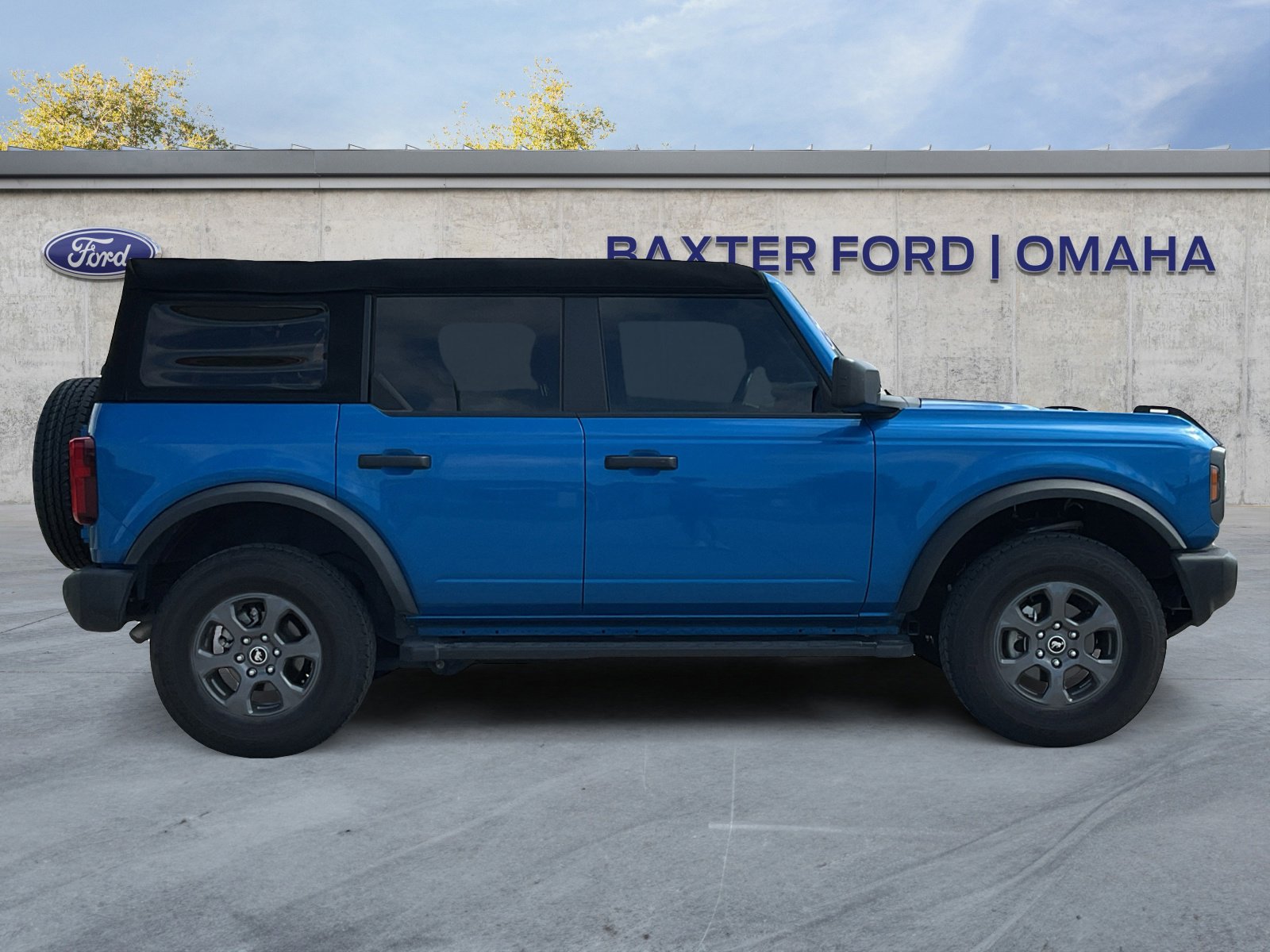 2023 Ford Bronco Big Bend photo 6