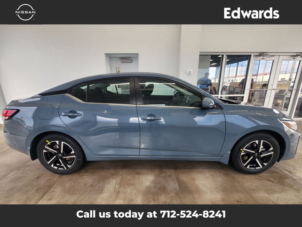 2025 Nissan Sentra SV's photo