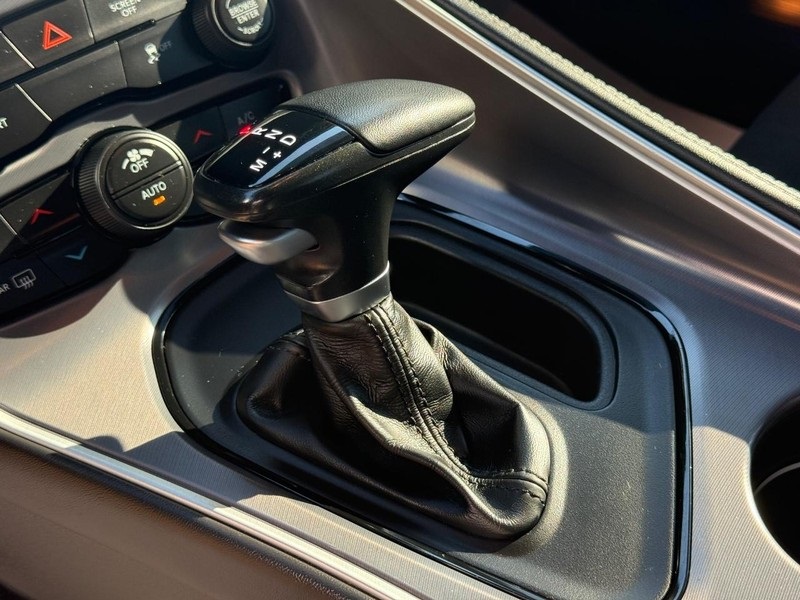 2020 Dodge Challenger SXT AWD photo 22