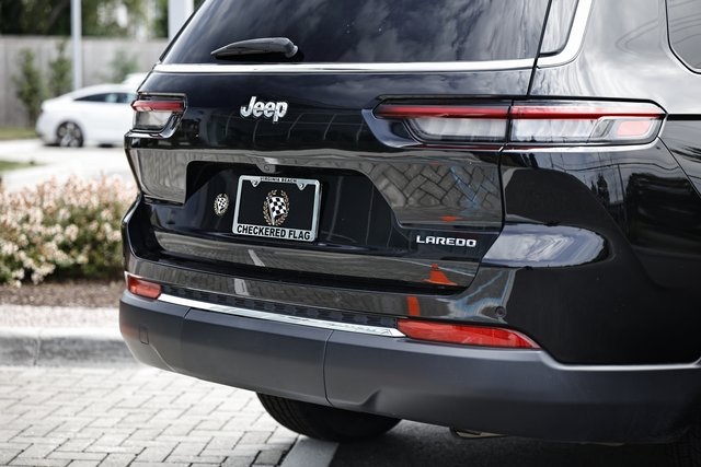 2023 Jeep Grand Cherokee Laredo photo 8