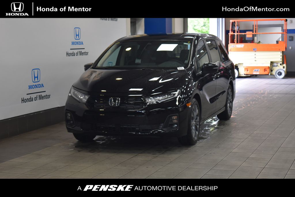 2026 Honda Odyssey Touring's photo