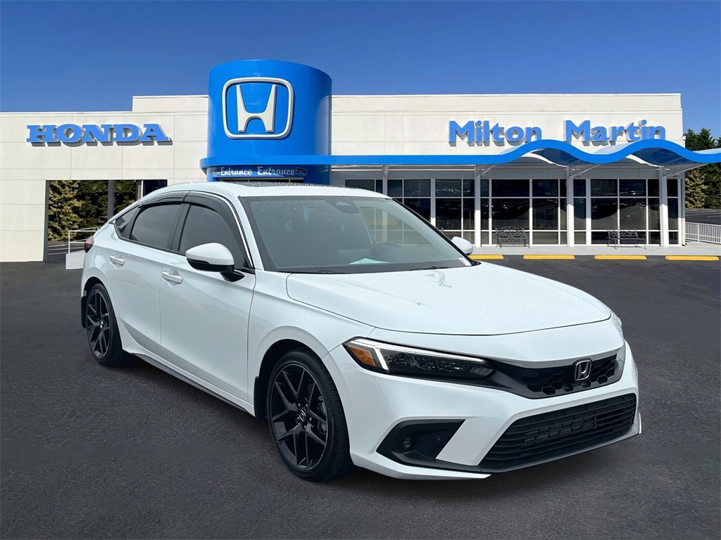 2022 Honda Civic Hatchback Sport Touring's photo