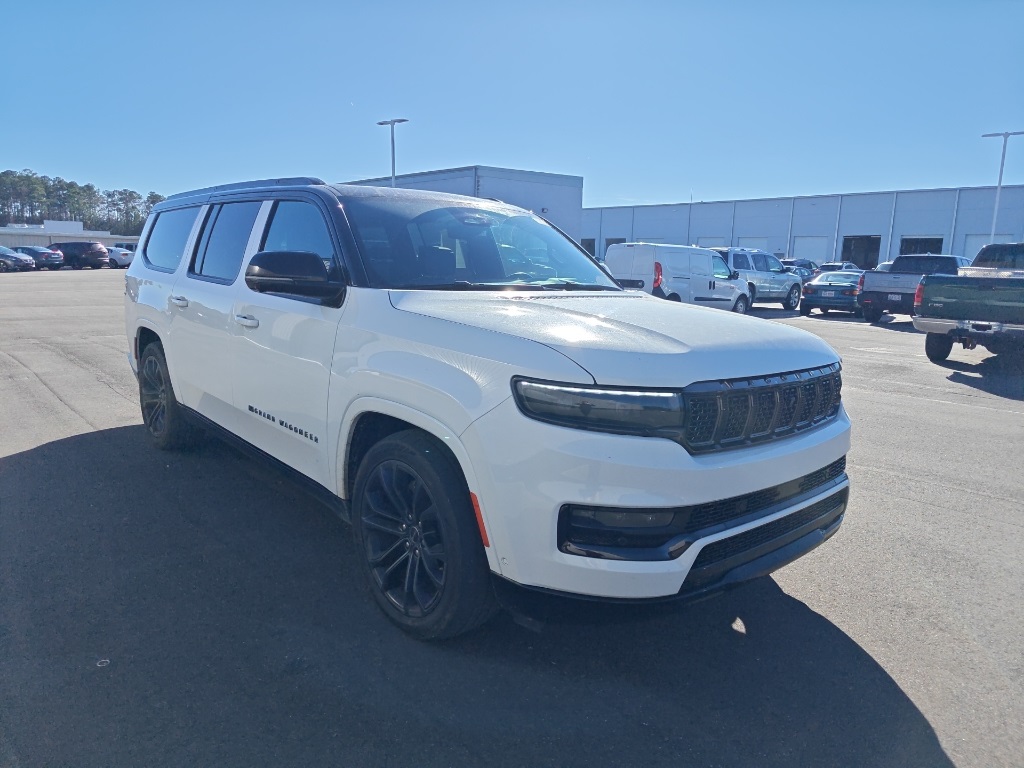 2024 Jeep Grand Wagoneer L Series II's photo