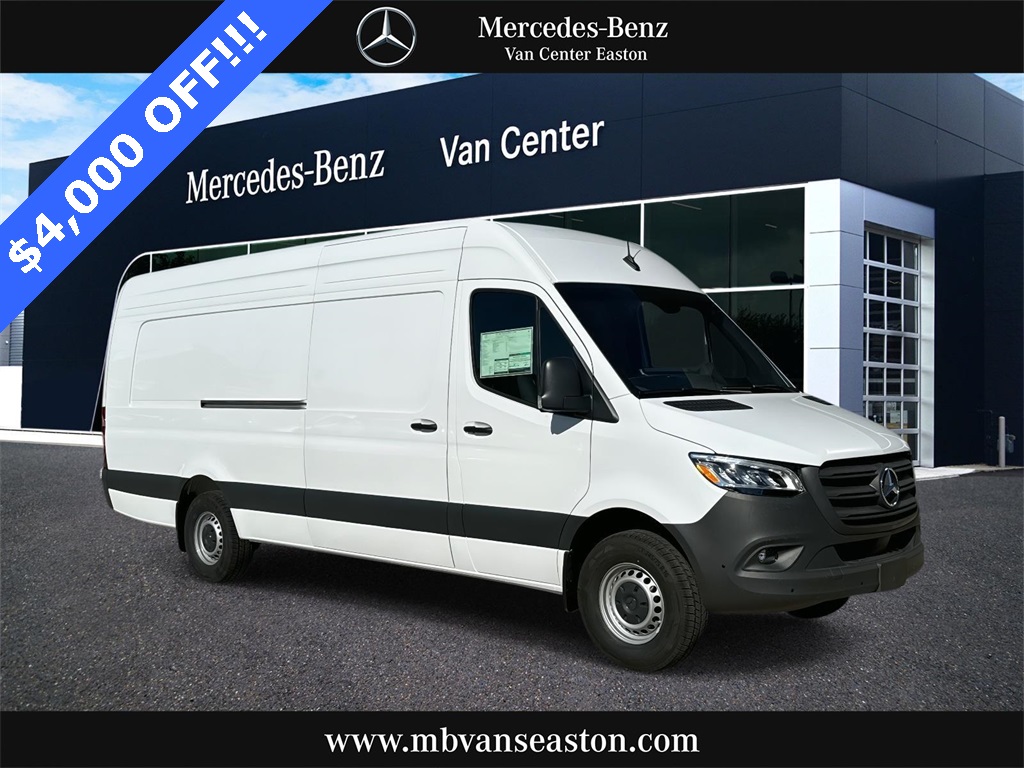 2025 Mercedes-Benz Sprinter Cargo Van Base's photo