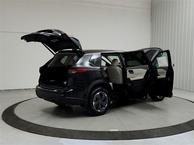 2025 Nissan Rogue SV photo 15