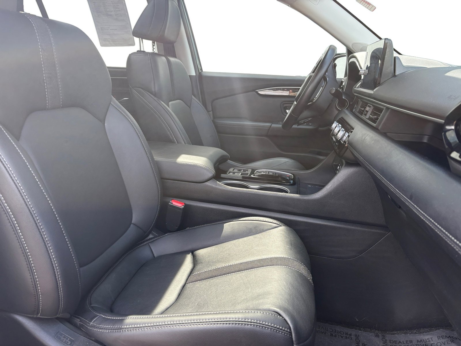 2023 Honda Pilot Touring photo 28