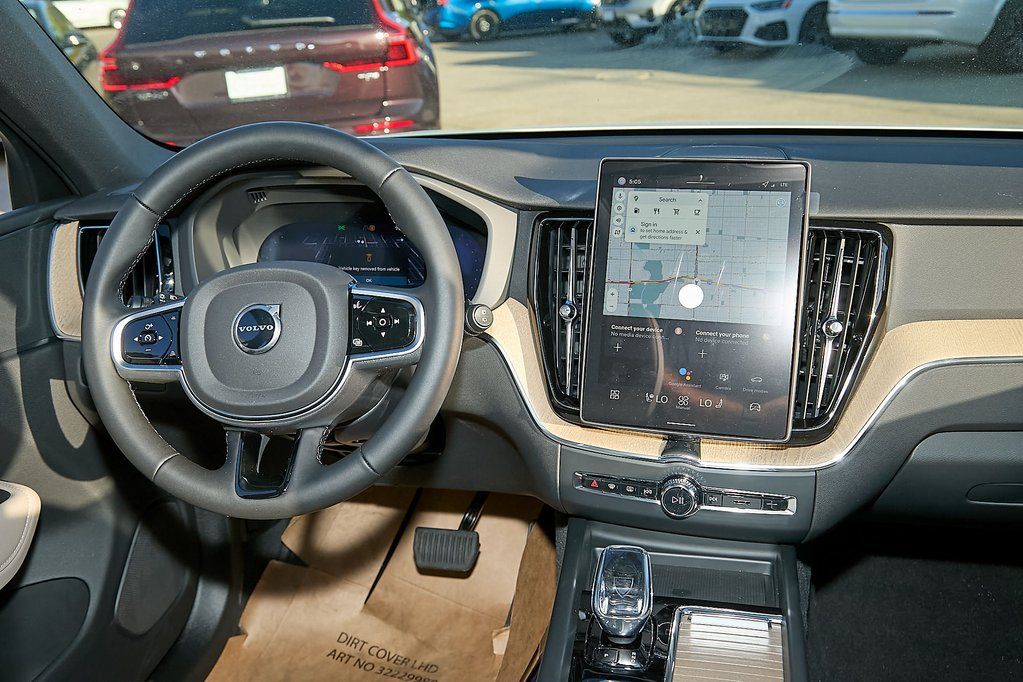 2026 VOLVO XC60 - Image 22