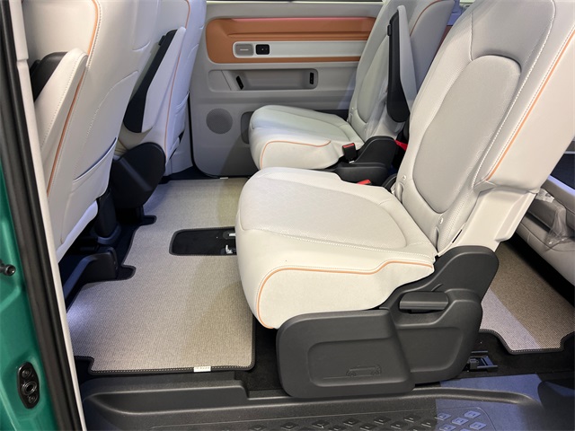 2025 Volkswagen ID. Buzz Pro Plus photo 9