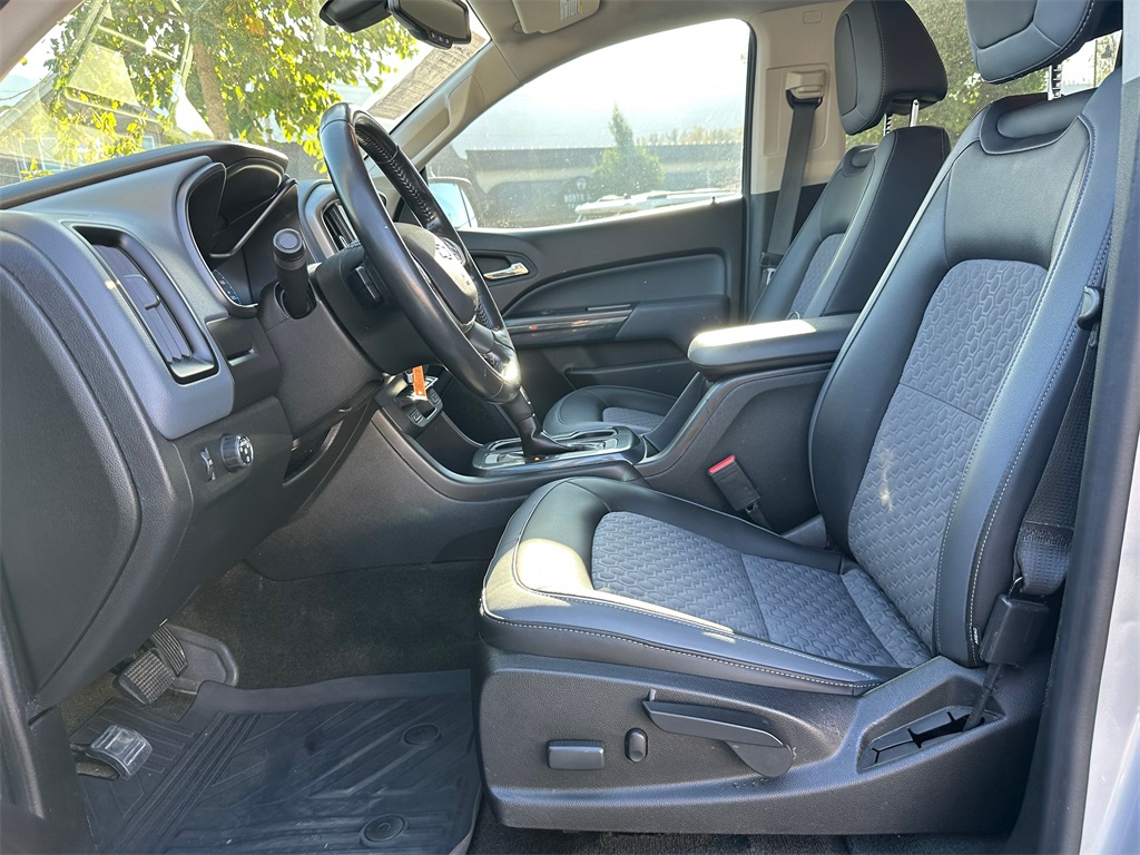 2016 Chevrolet Colorado Z71 photo 20