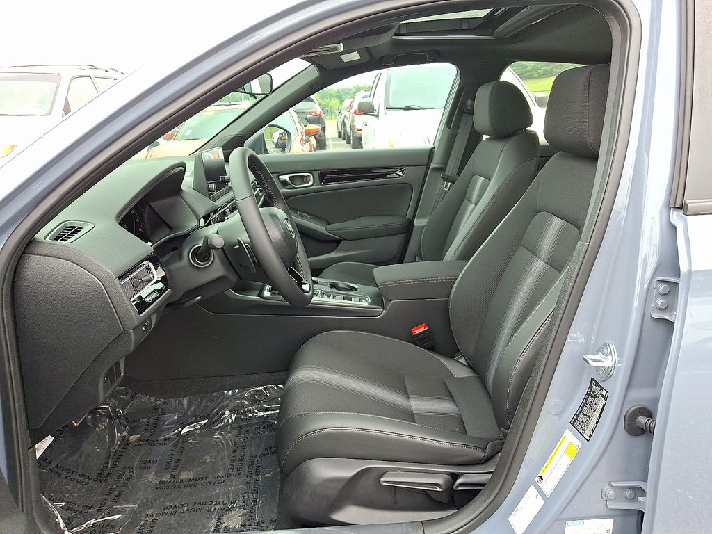 2025 Honda Civic Hatchback Sport Hybrid photo 5