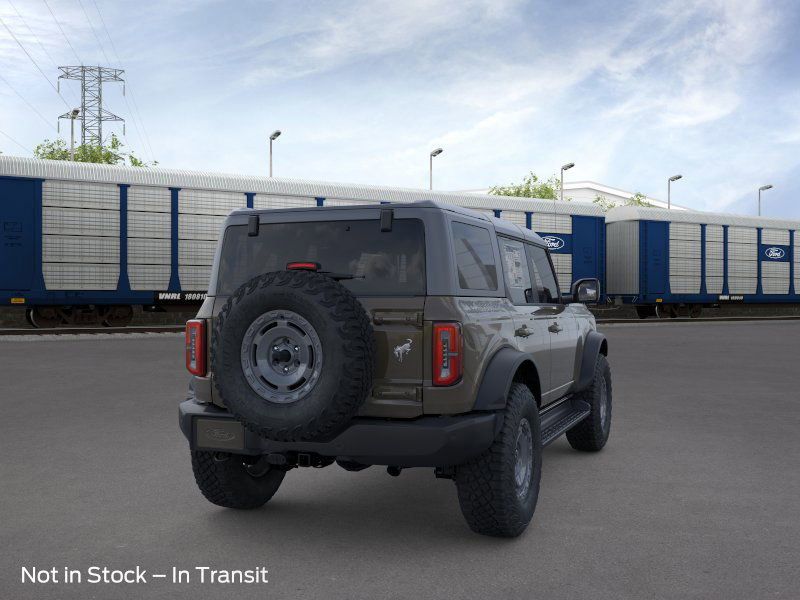 2025 Ford Bronco Outer Banks photo 8
