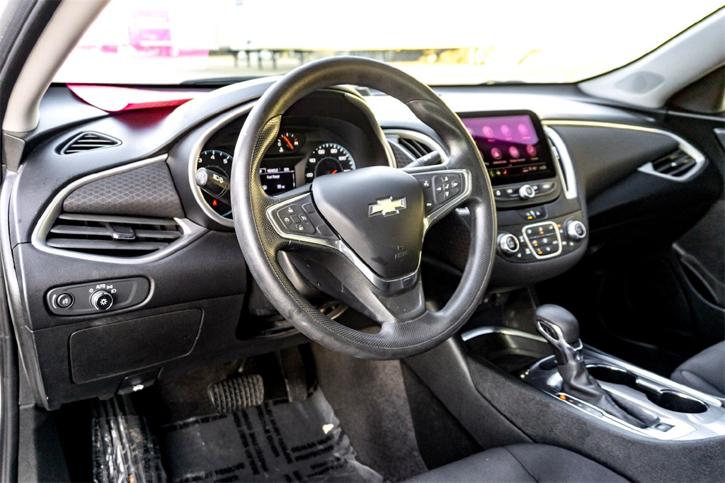 2022 Chevrolet Malibu 1LT photo 14