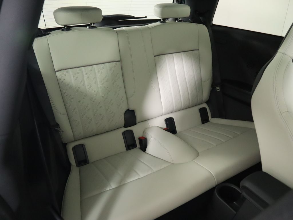 2026 Mini Cooper Hardtop S 2 Door Iconic photo 19