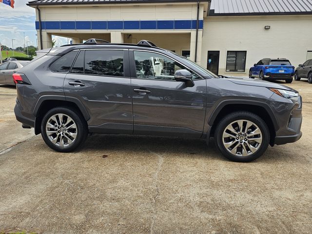 2025 Toyota RAV4 XLE Premium photo 2