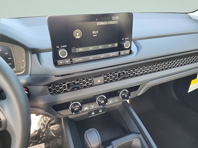 2025 Honda Accord LX photo 18