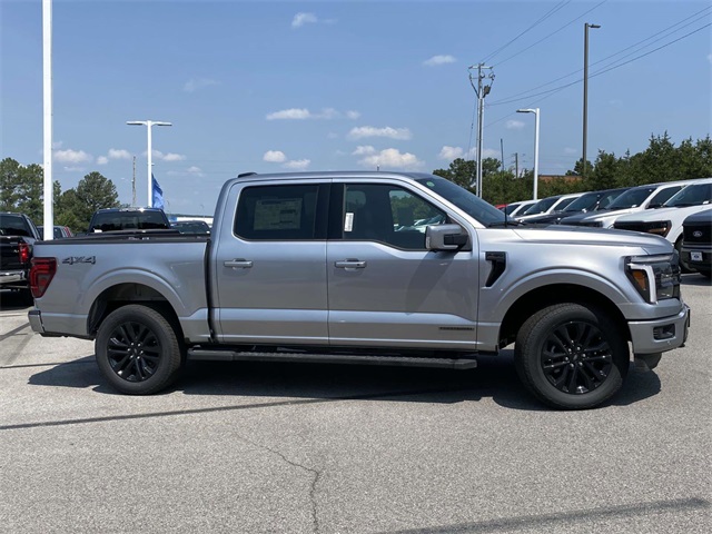 2025 Ford F-150 Lariat photo 5