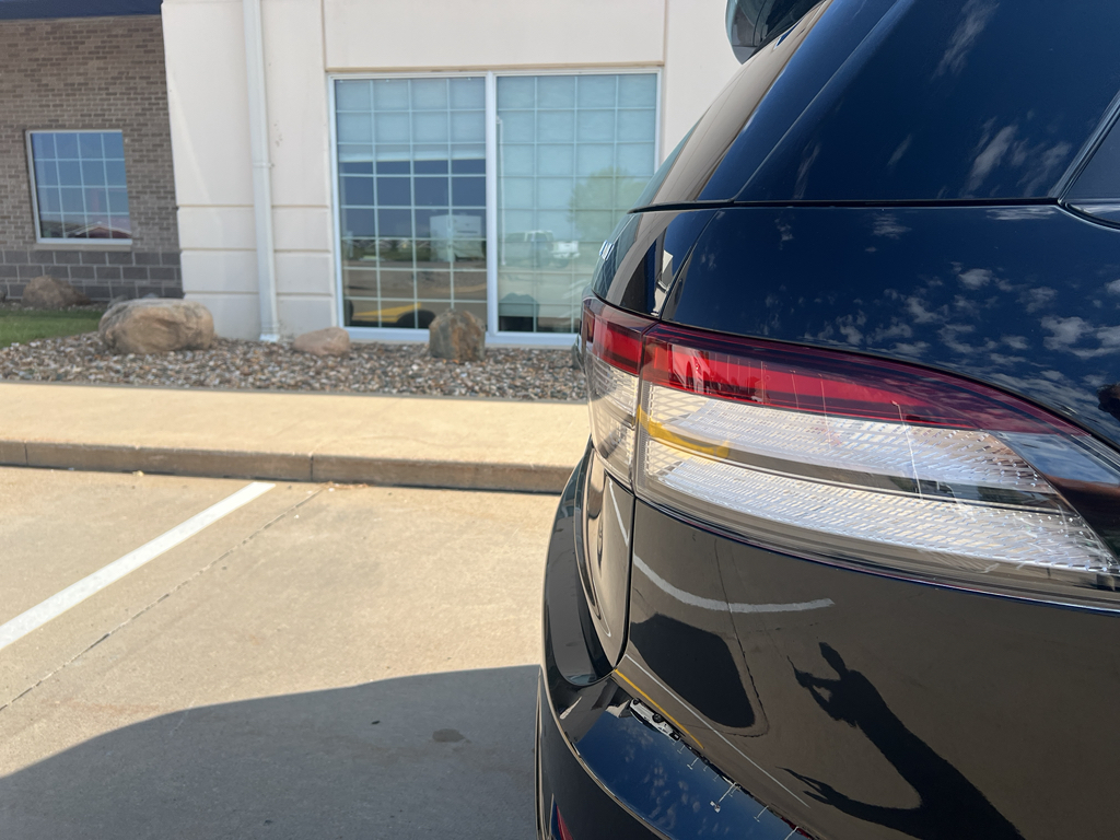 2025 Lincoln Aviator Reserve photo 11