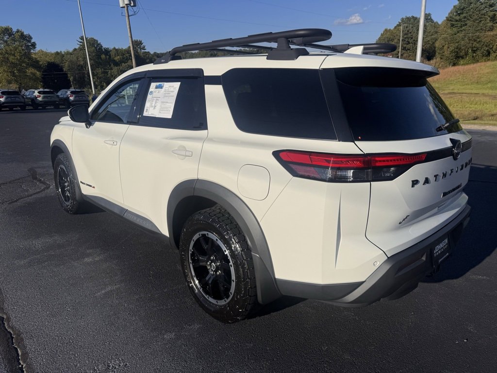 2024 Nissan Pathfinder Rock Creek photo 4
