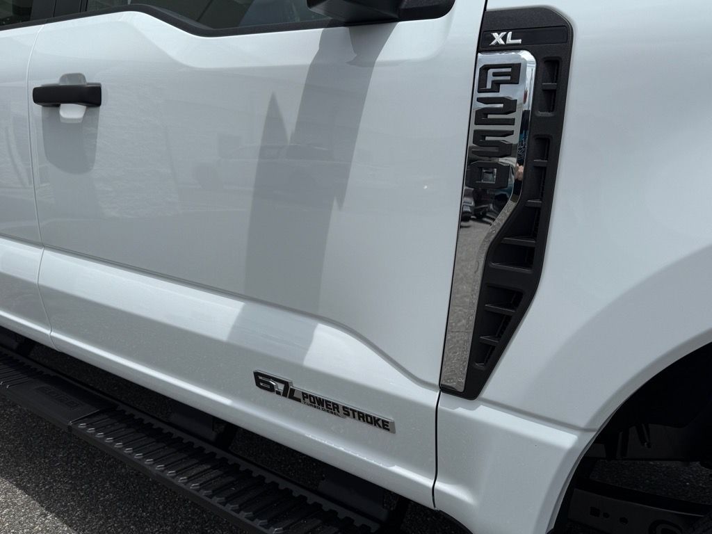 2025 Ford F-250 XL photo 27