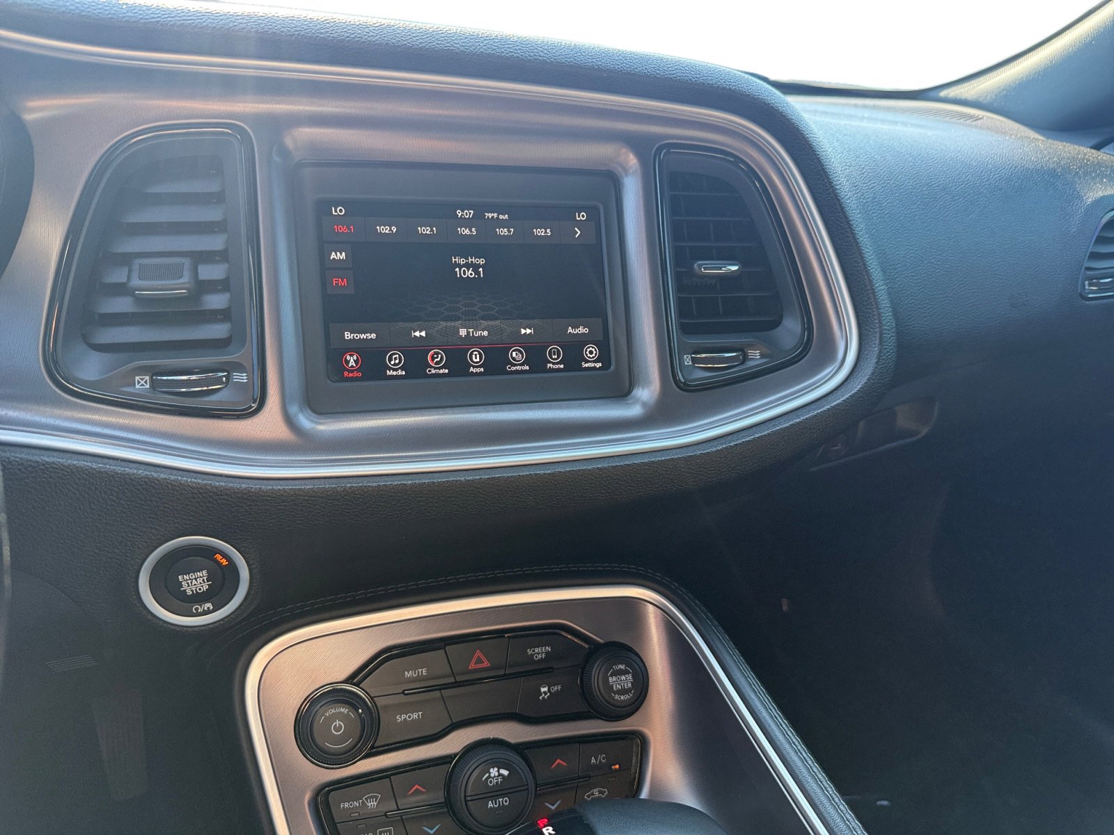2021 Dodge Challenger SXT photo 12