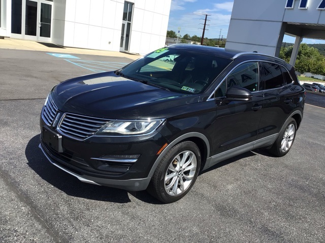 2015 Lincoln MKC Base photo 2