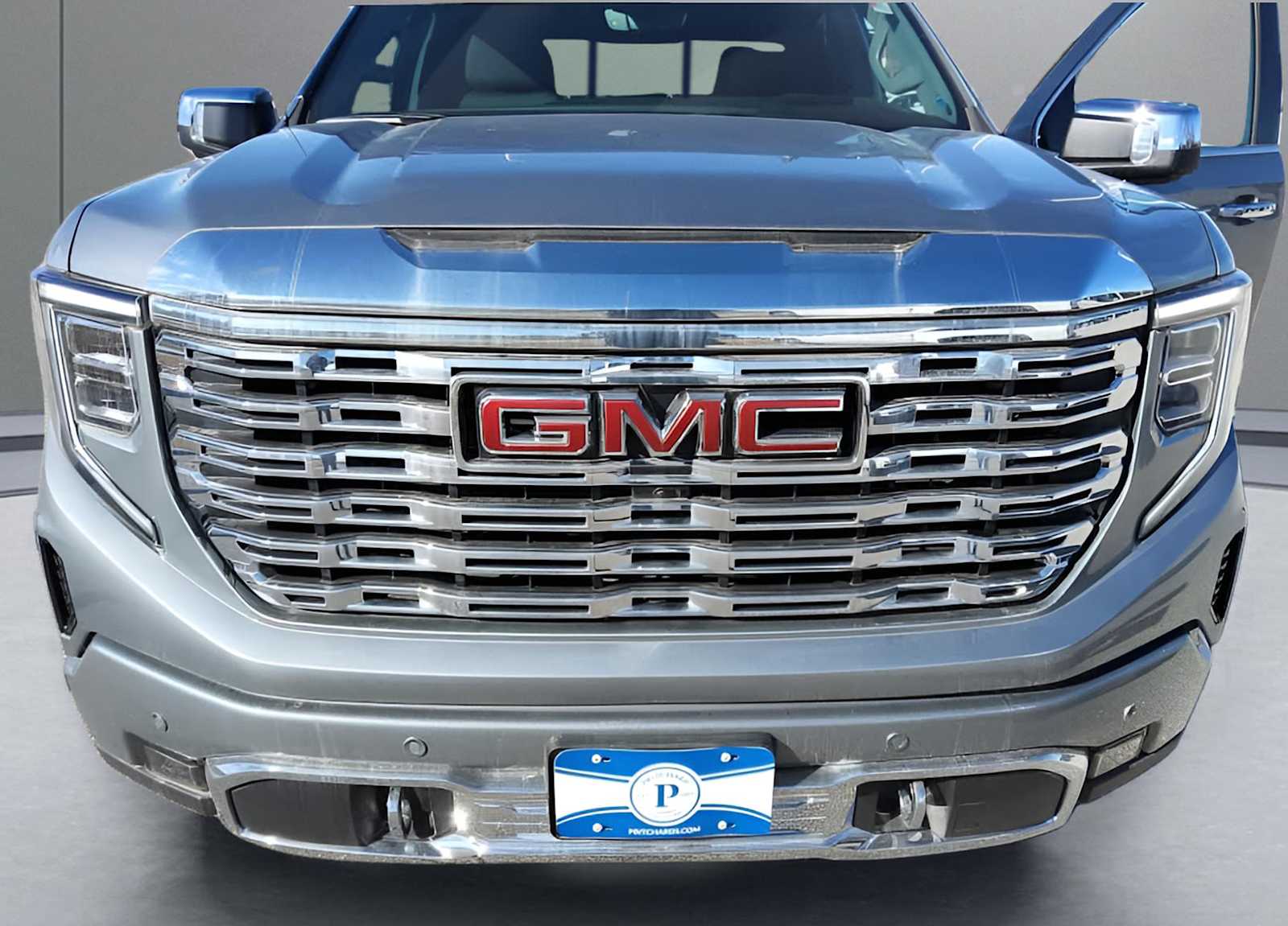 2025 Gmc Sierra 1500 Denali photo 2
