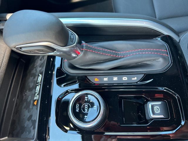 2025 Chevrolet Colorado Z71 photo 21