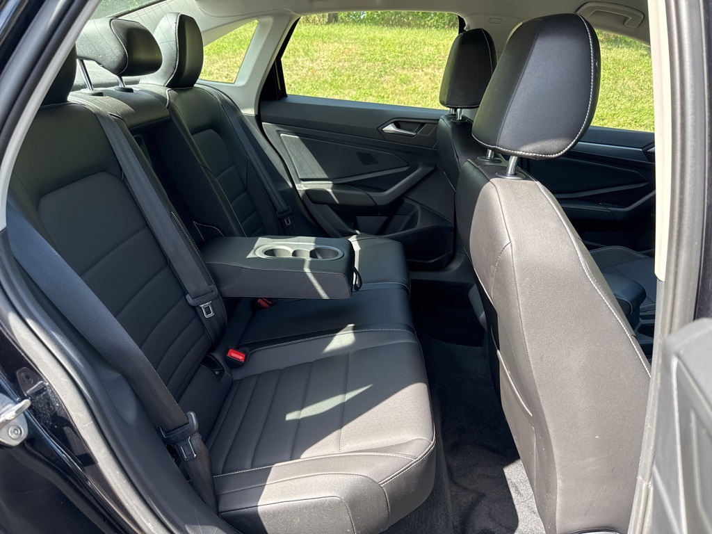 2022 Volkswagen Jetta 1.5T SE photo 15