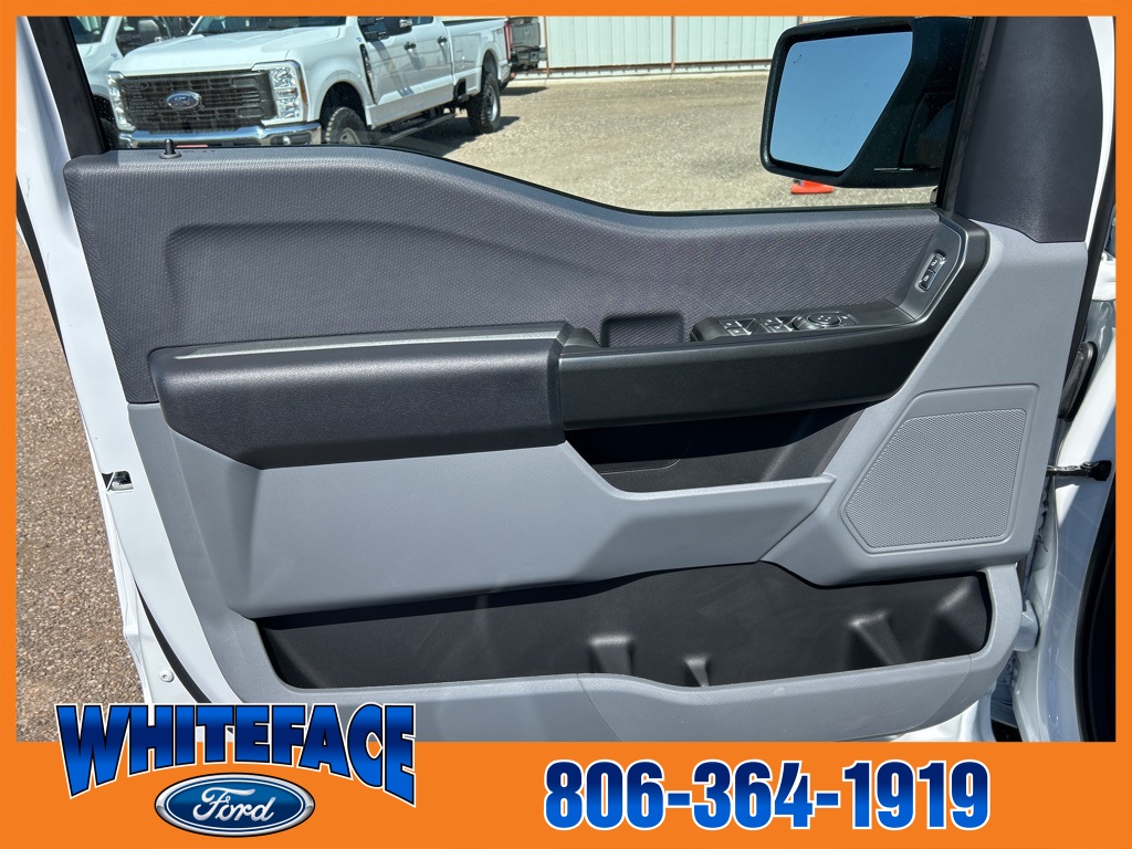 2025 Ford F-150 XL photo 12