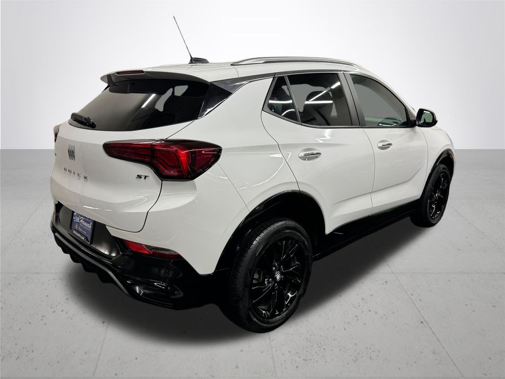 2024 Buick Encore GX Sport Touring photo 6