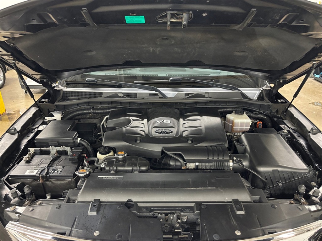 2016 Infiniti QX80 Base photo 6