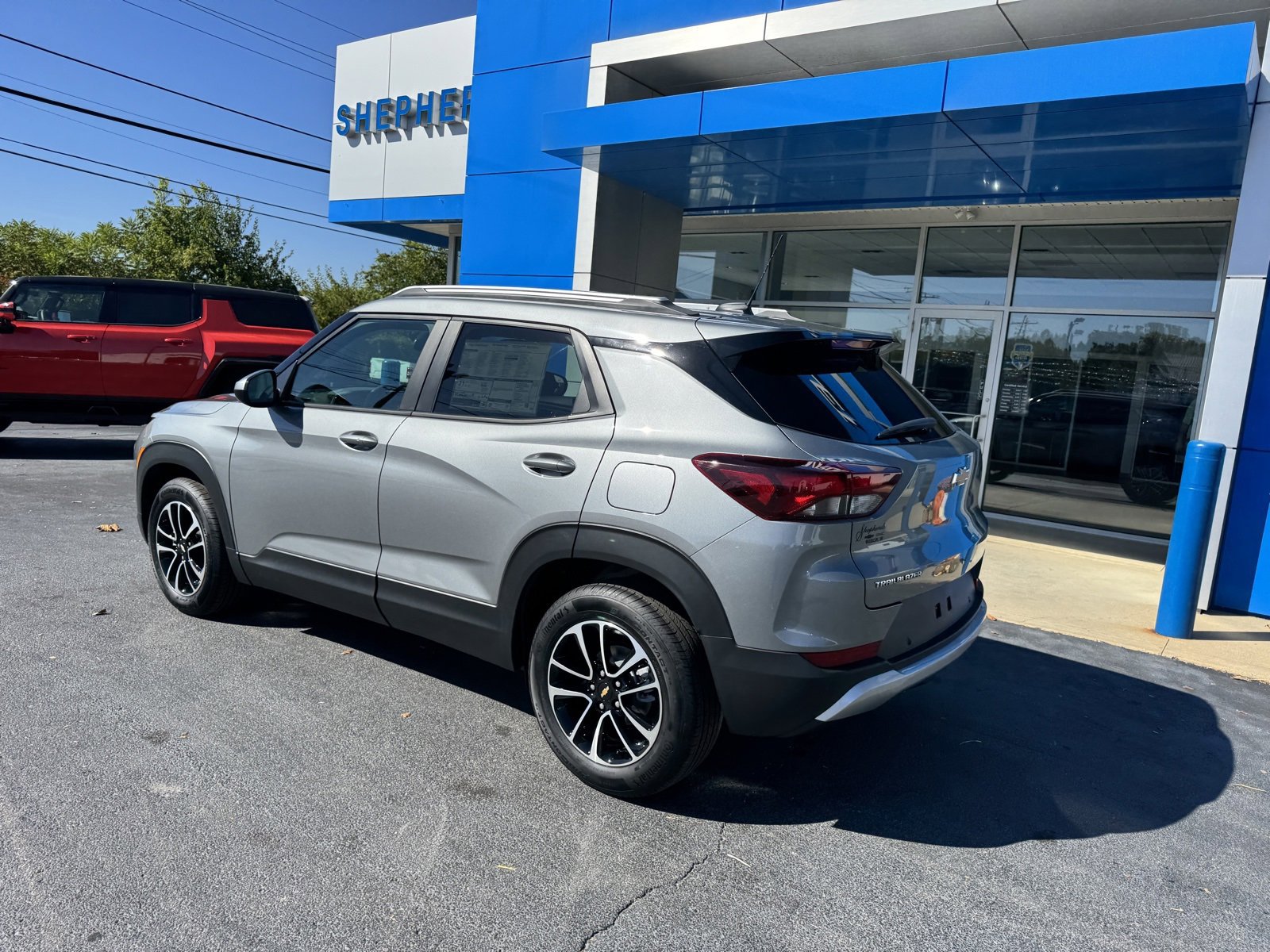 2026 Chevrolet Trailblazer LT photo 3