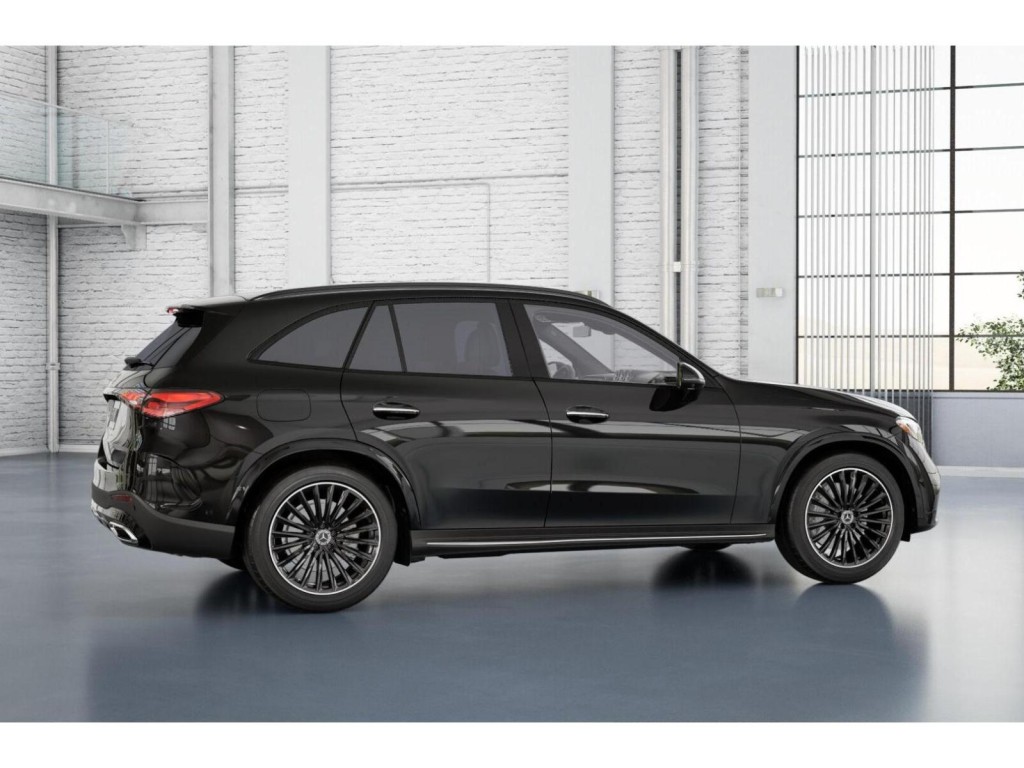 2026 Mercedes Benz GLC 300 photo 16