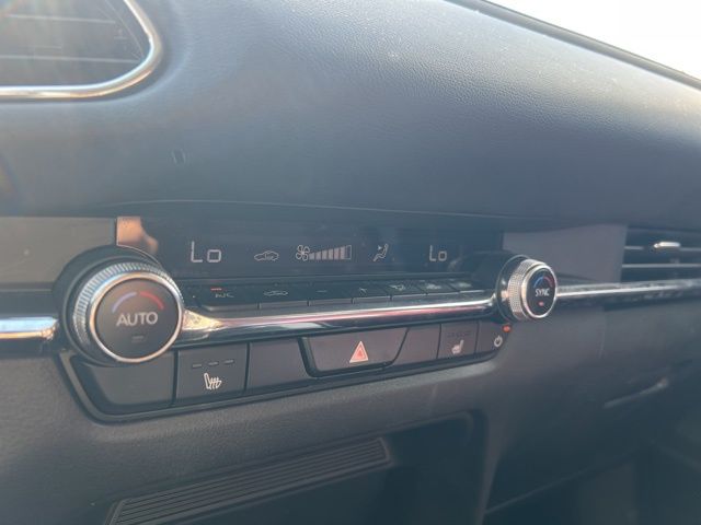 2024 Mazda CX-30 2.5 S Carbon photo 18