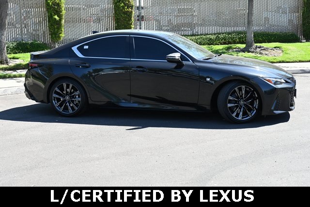 2022 Lexus IS 350 F SPORT photo 3