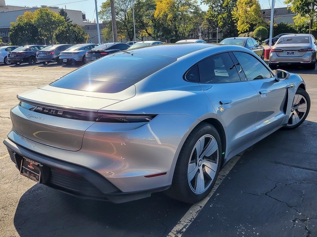 2022 Porsche Taycan 4S photo 7