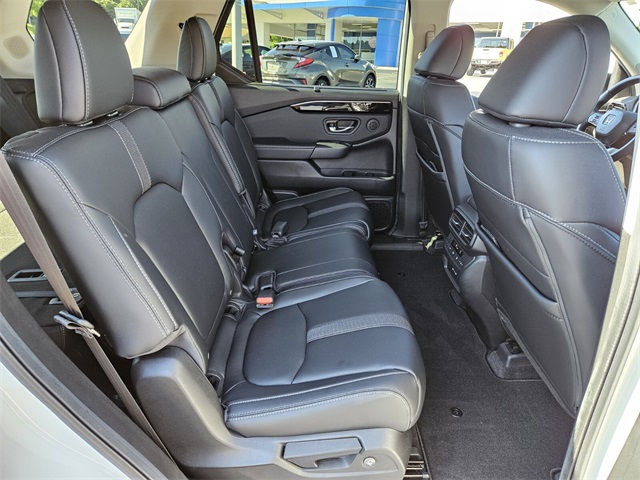 2024 Honda Pilot Touring photo 14
