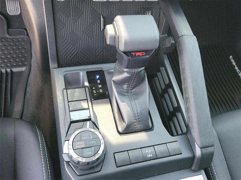 2025 Toyota Tacoma photo 8