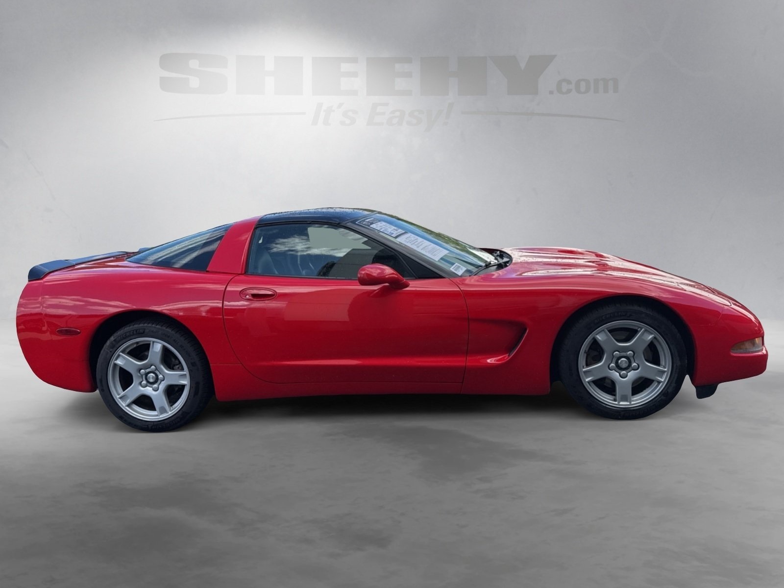 1997 Chevrolet Corvette Base photo 5