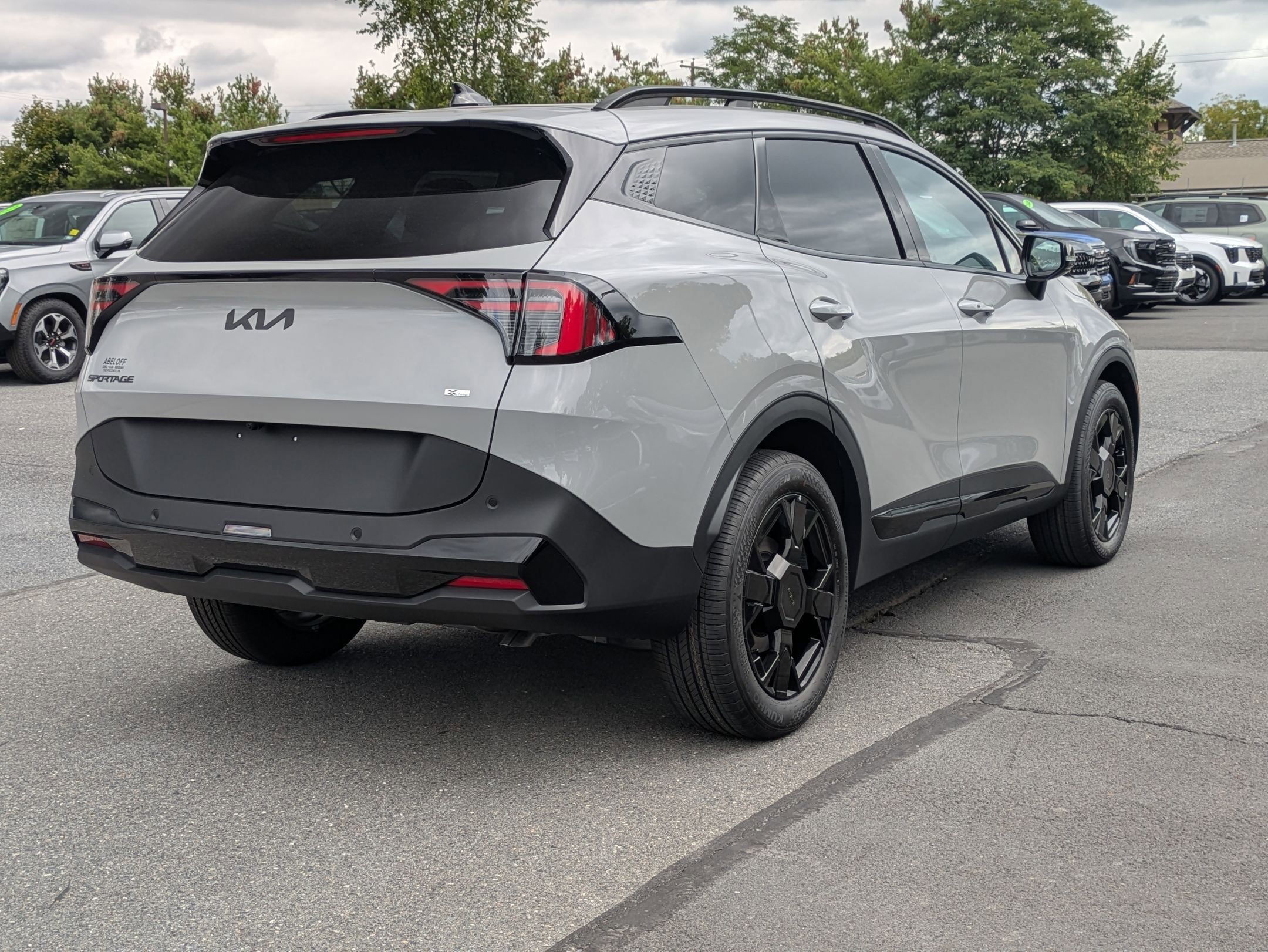 2026 Kia Sportage X-Line photo 4