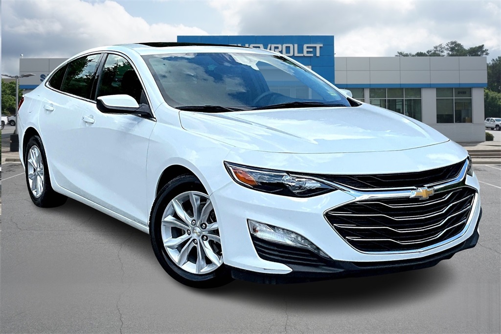 2023 Chevrolet Malibu 1LT photo 3
