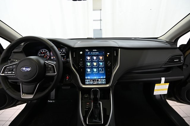 2025 Subaru Outback Premium photo 2