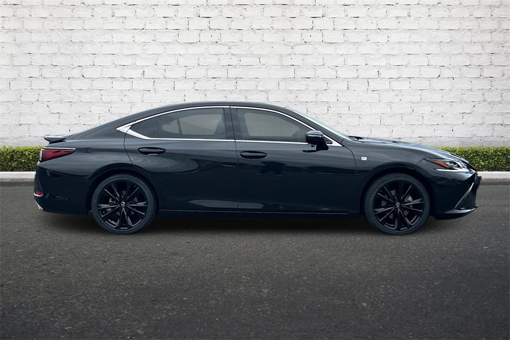 2023 Lexus ES 350 F SPORT photo 3