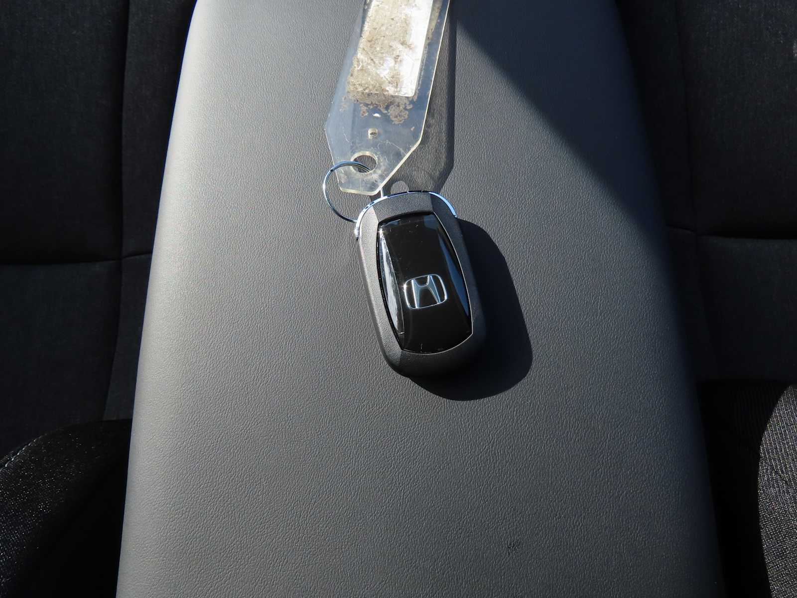 2025 Honda Accord LX photo 16