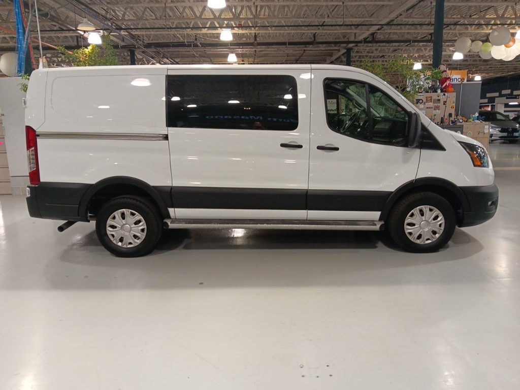 2023 Ford Transit photo 4