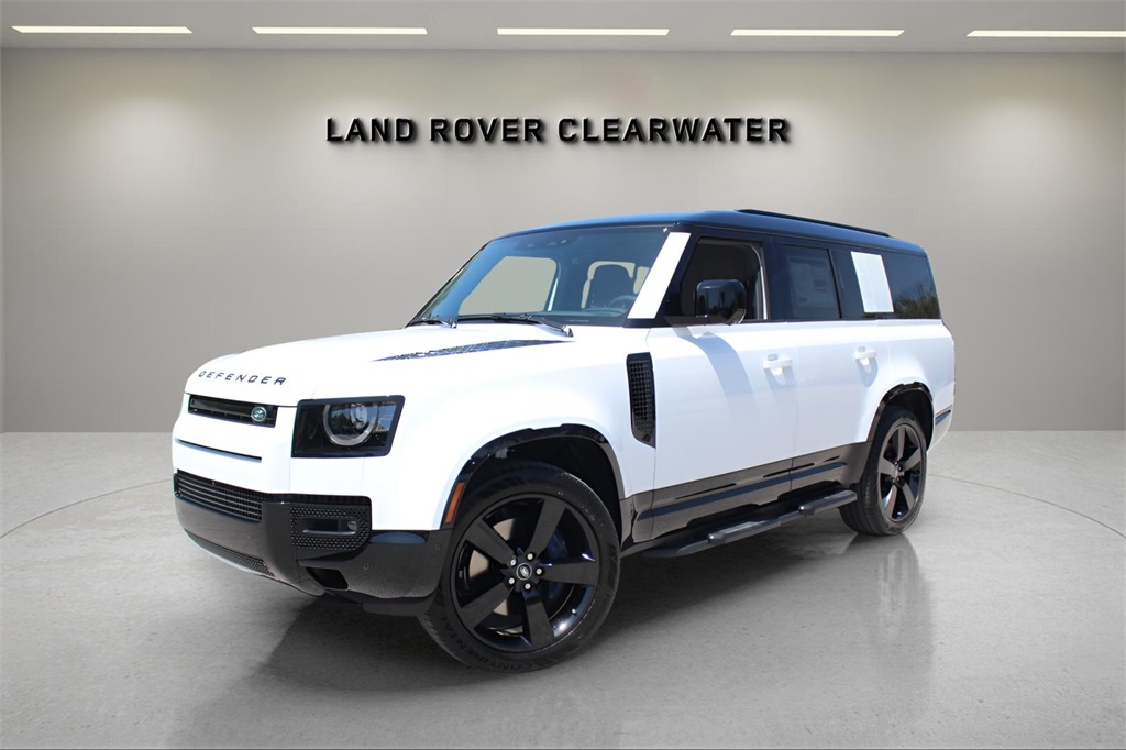 2025 Land Rover Defender X-Dynamic SE's photo