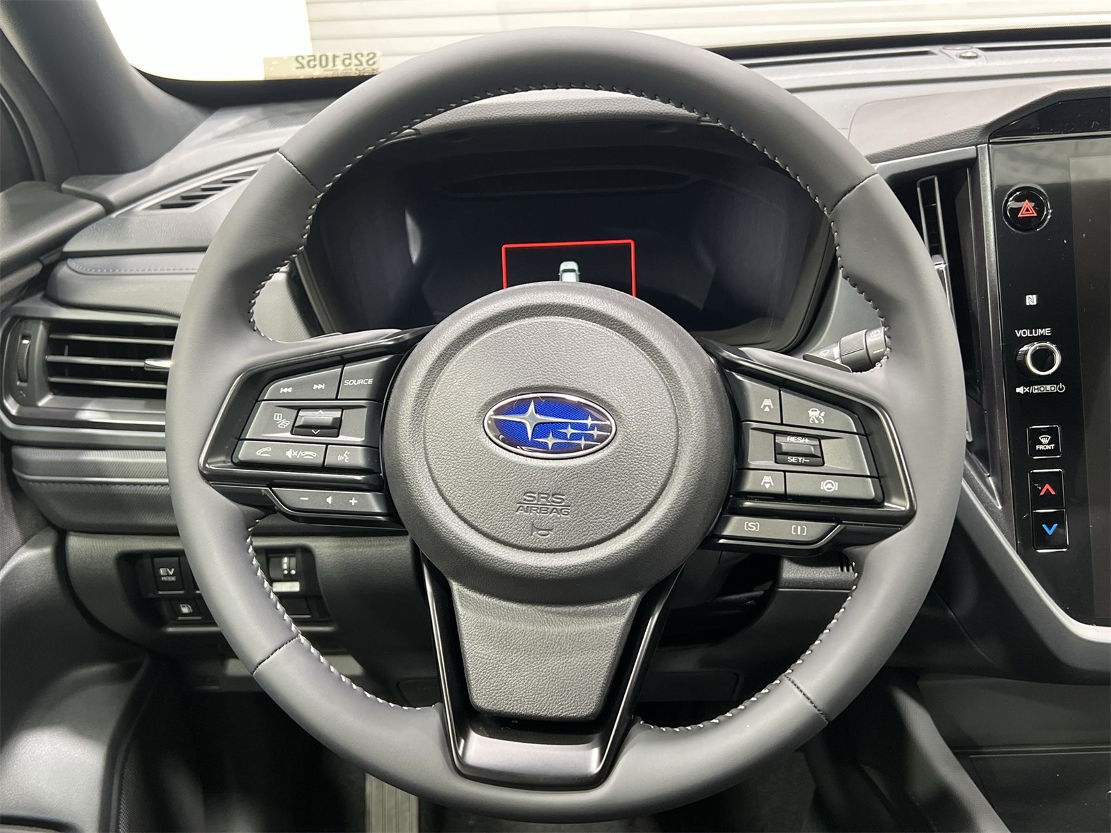 2025 Subaru Forester Premium photo 13
